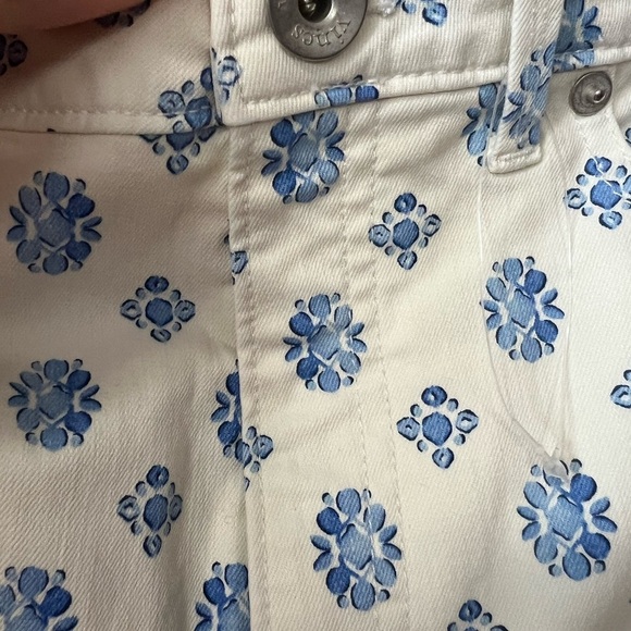NWOT Vineyard Vines Skinny Jeans Medallion Print Denim size 31​​ - Picture 4 of 7